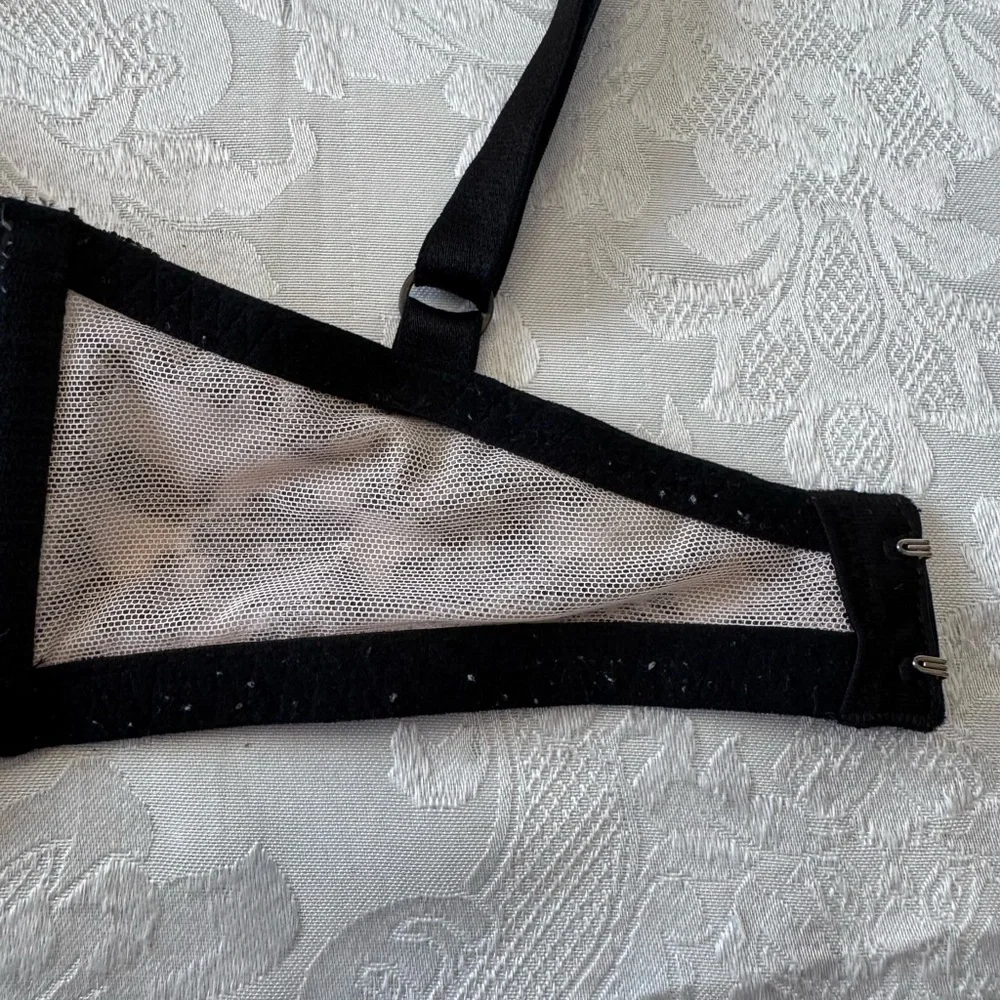 Victoria’s Secret Bra 32DD Very Sexy Unlined Demi‎ Lace Sheer Underwire Lingerie
